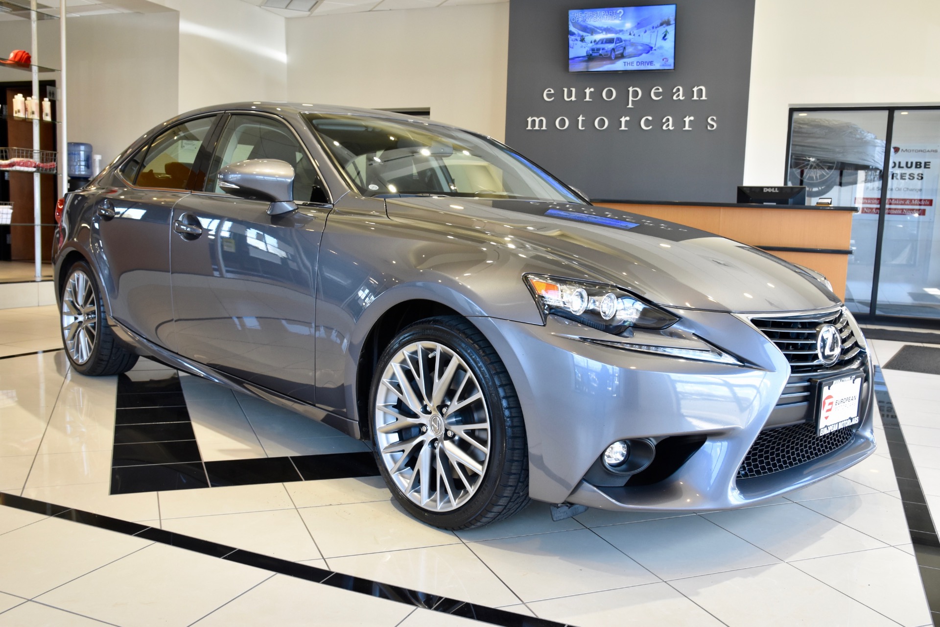 Lexus is 300 2016