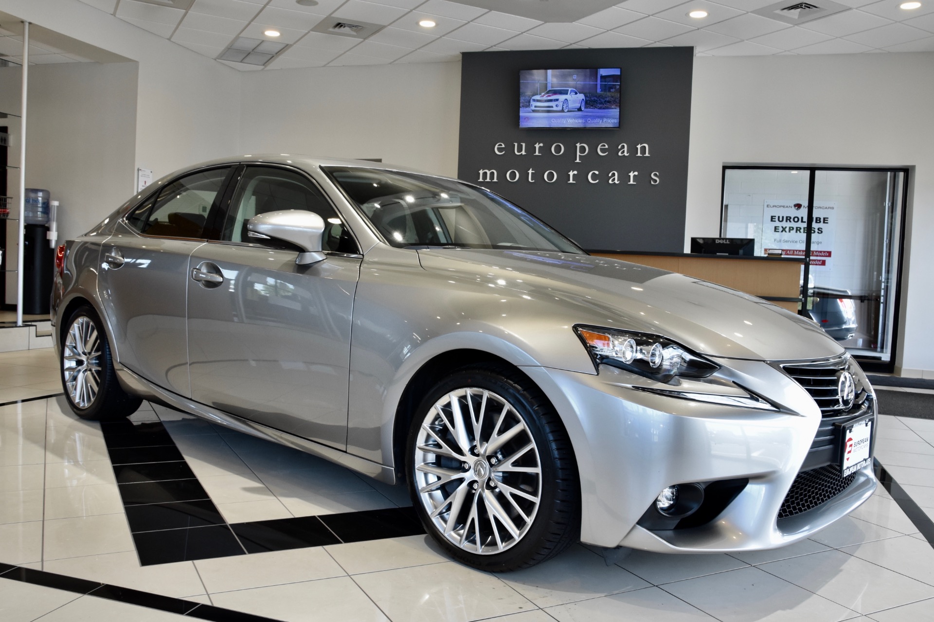 Lexus is 300 2016